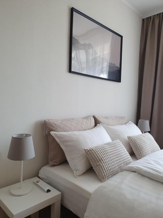 Apartment Square Side *